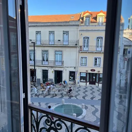 Lisbon River House Hostel