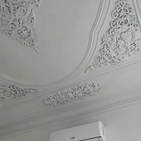 Lisbon River House Hostel Almada